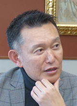 吉田 晃 氏